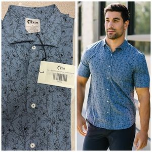 Men's Short Sleeve Blue Floral Traveler Shirt (M)